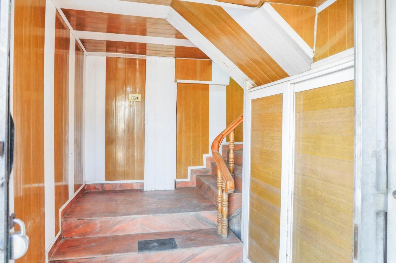 Oyo 72225 Hotel Dilshan Srinagar  Bagian luar foto