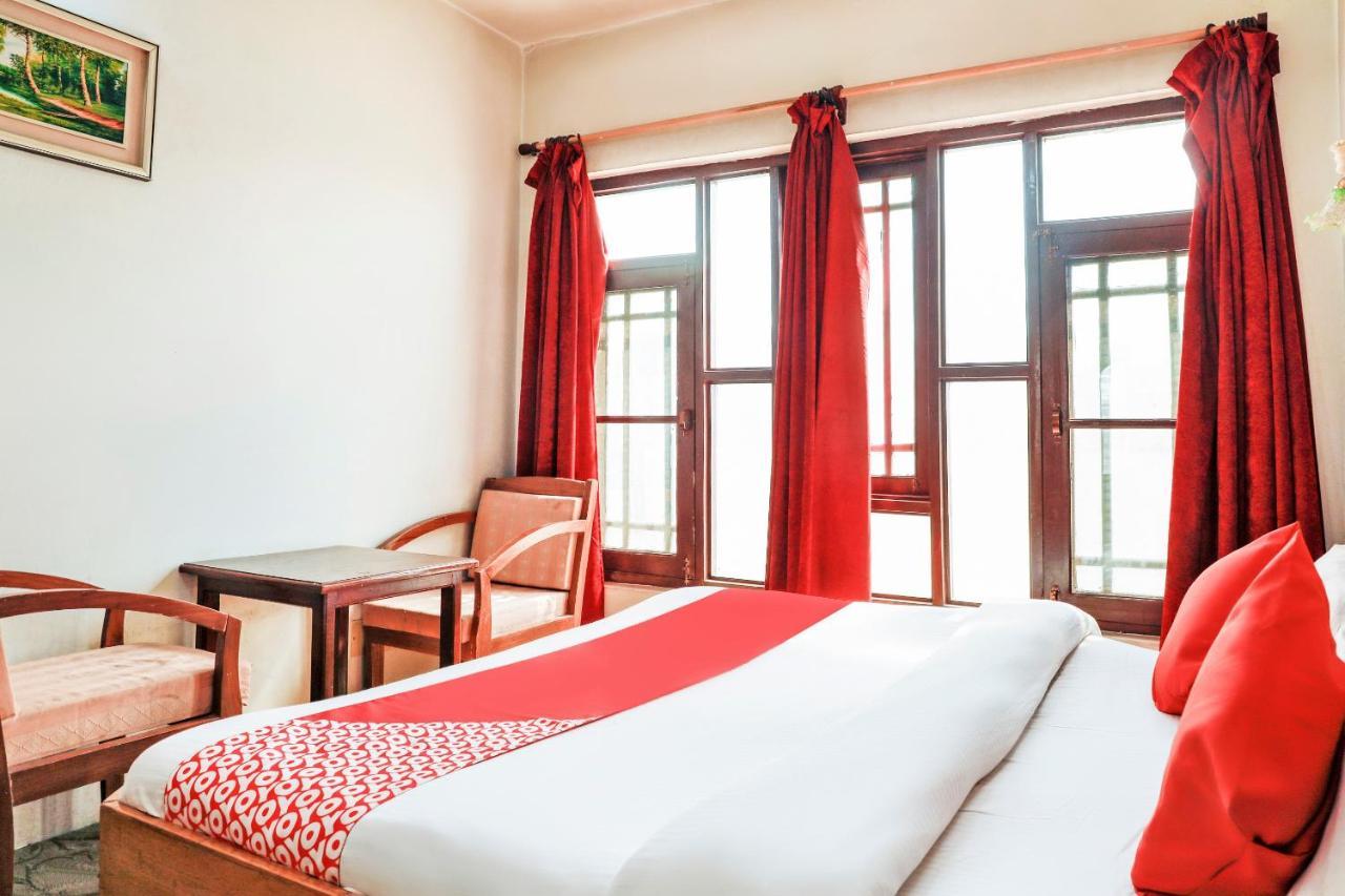 Oyo 72225 Hotel Dilshan Srinagar  Bagian luar foto