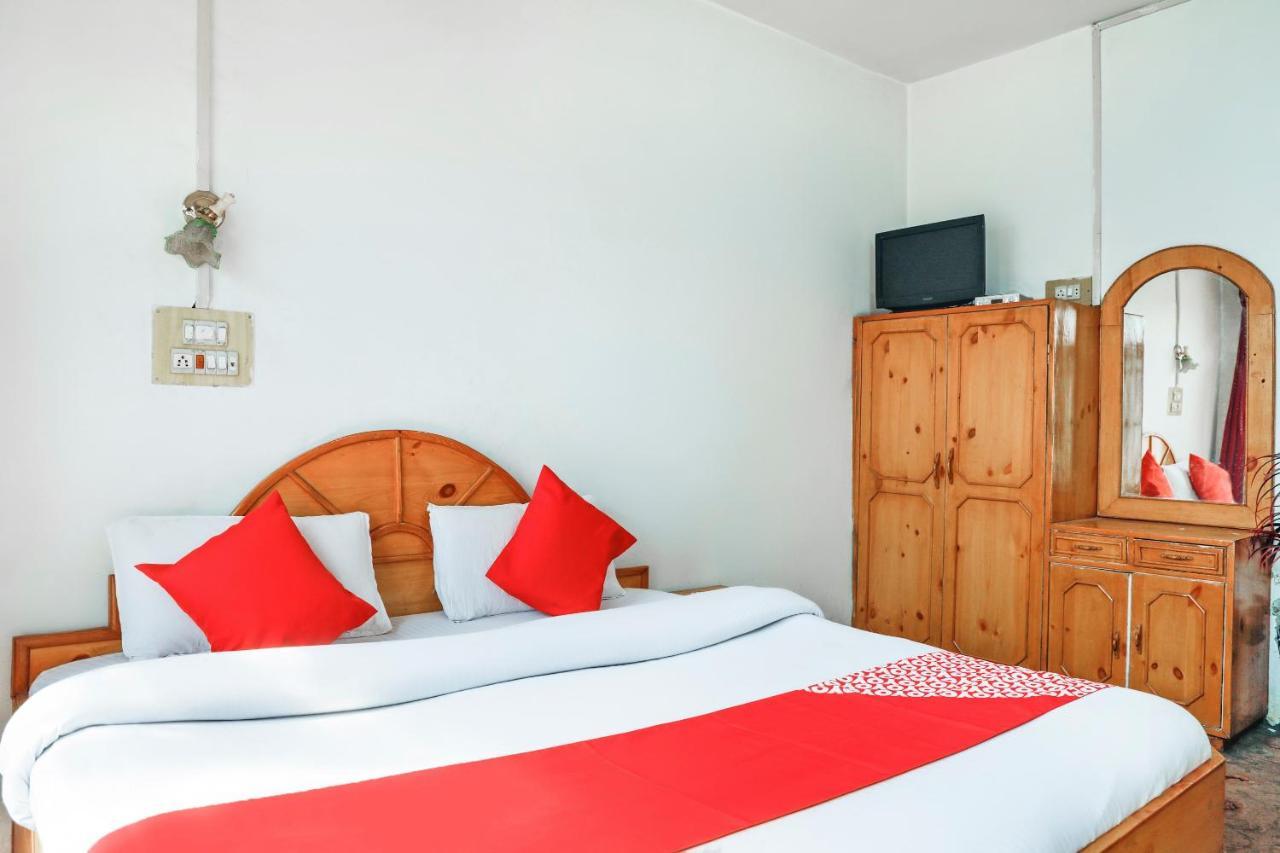 Oyo 72225 Hotel Dilshan Srinagar  Bagian luar foto